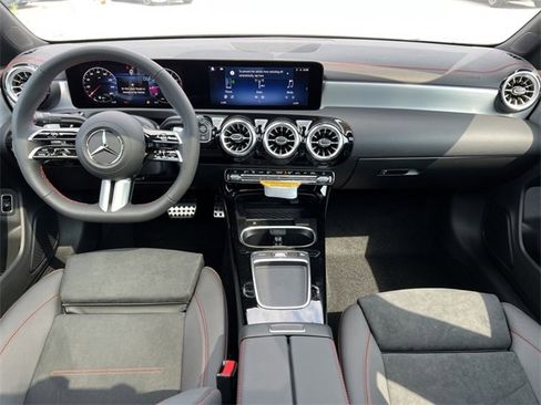 Certified 2025 Mercedes-Benz CLA 250 4MATIC image 2
