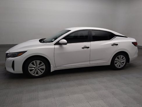 Used 2024 Nissan Sentra S FWD image 2