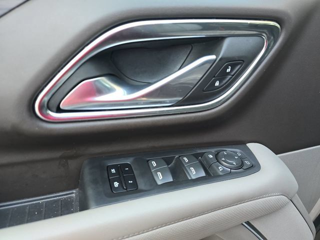 Used 2023 GMC Yukon XL SLT w/ SLT Luxury Package AWD/4WD image 22