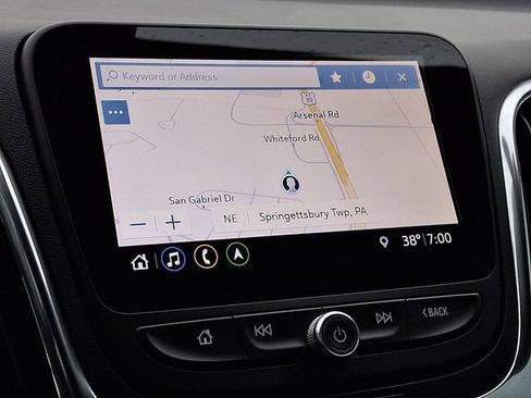 Used 2020 Chevrolet Equinox LT image 3