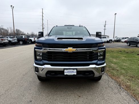 Used 2024 Chevrolet Silverado 2500 LT w/ All Star Edition image 8