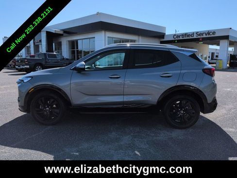 Used 2024 Buick Encore GX Sport Touring FWD image 7