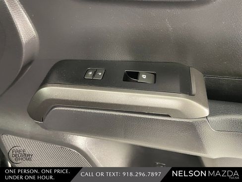 Used 2022 Toyota Tacoma TRD Off-Road image 48