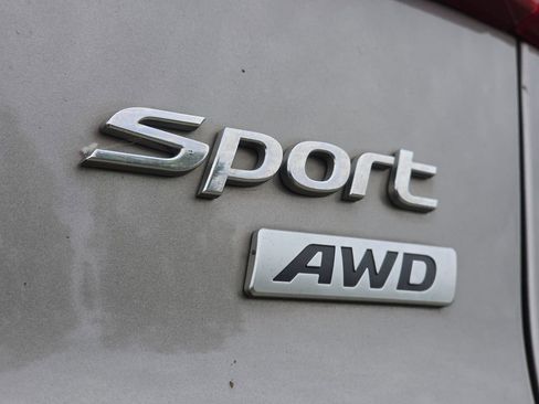 Used 2017 Hyundai Santa Fe Sport AWD/4WD image 31