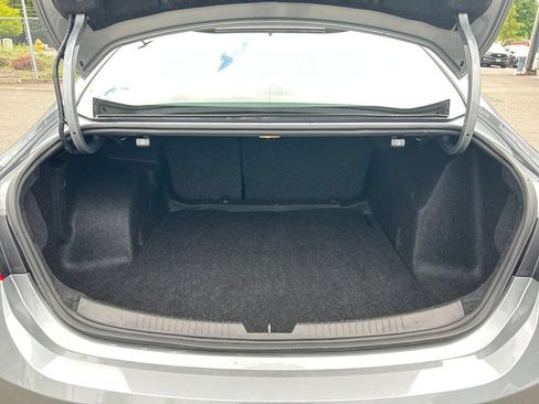 Used 2023 Chevrolet Malibu LT FWD image 23