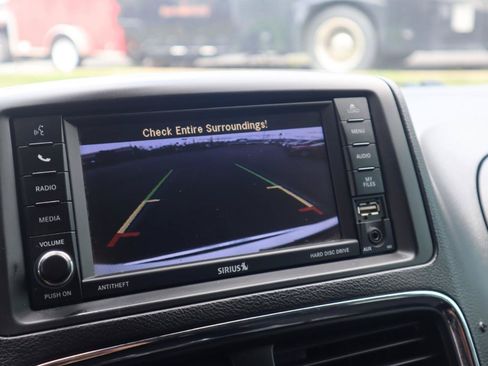 Used 2019 Dodge Grand Caravan SE w/ UConnect Hands-Free Group FWD image 58