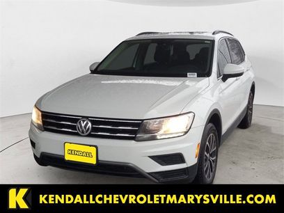 Used 2020 Volkswagen Tiguan SE w/ Panoramic Sunroof Package