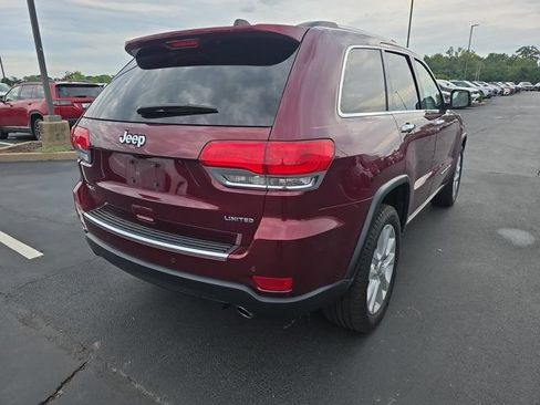 Used 2017 Jeep Grand Cherokee Limited AWD/4WD image 4