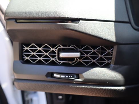 Used 2024 Honda Accord EX image 23