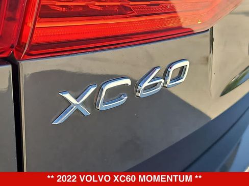 Used 2022 Volvo XC60 B5 Momentum AWD/4WD image 13