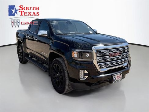 Used 2022 GMC Canyon Denali w/ Denali Black Edition Package AWD/4WD image 1