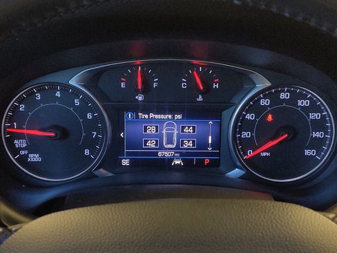 Used 2020 GMC Terrain SLE FWD image 23