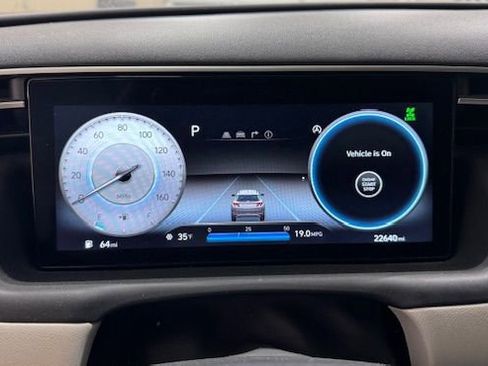 Used 2023 Hyundai Tucson Limited image 4