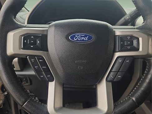 Used 2020 Ford F250 Lariat w/ Lariat Ultimate Package image 31