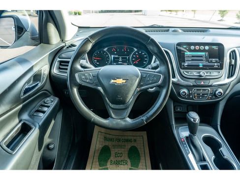 Used 2018 Chevrolet Equinox LT w/ Sun & Infotainment Package image 23