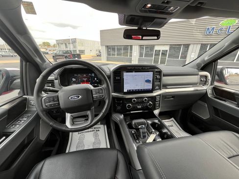 Used 2023 Ford F150 Lariat w/ FX4 Off-Road Package image 17