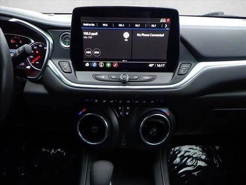 Used 2023 Chevrolet Blazer LT image 16