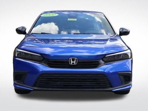 Used 2022 Honda Civic Sport image 2