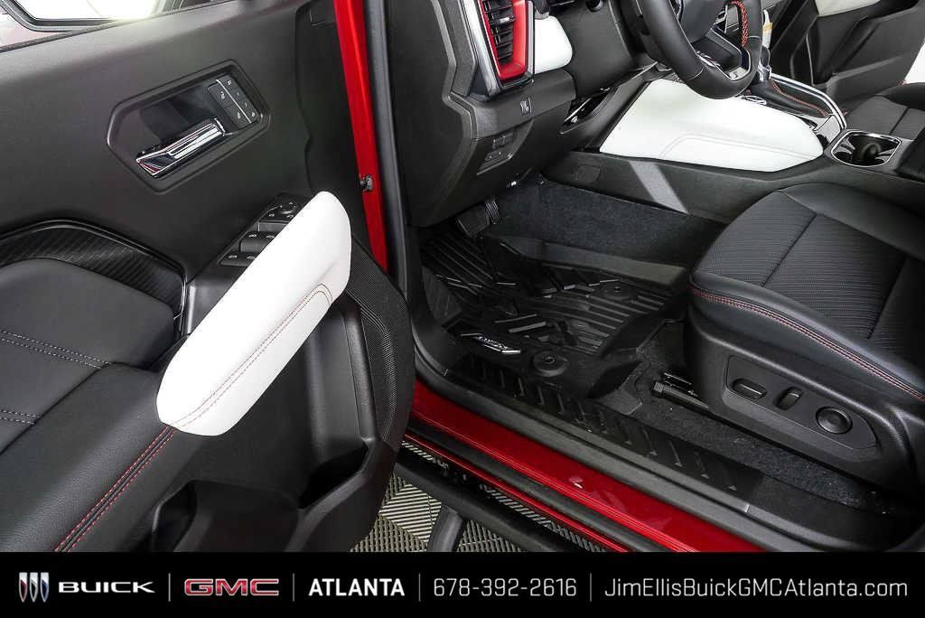 New 2026 GMC Canyon AT4X AWD/4WD image 7