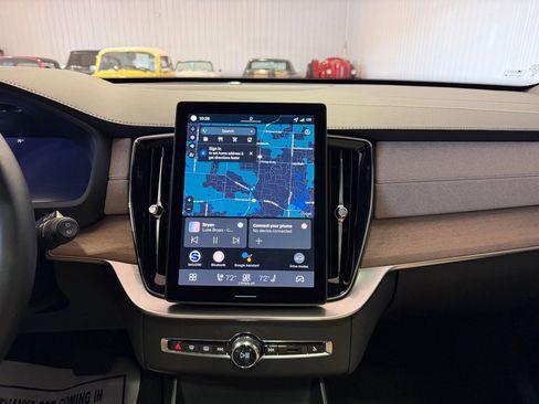 Used 2026 Volvo XC90 B5 Plus w/ Protection Package Premier AWD/4WD image 34