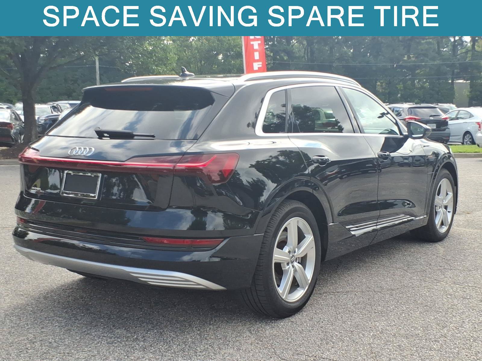 Used 2019 Audi e-tron Premium Plus AWD/4WD image 8