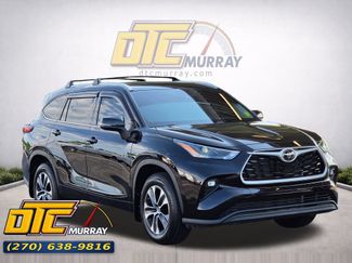 Used 2022 Toyota Highlander XLE AWD/4WD video 1