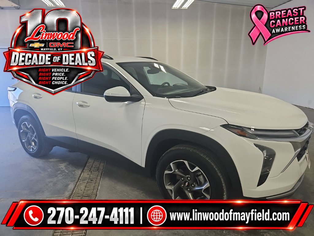 Used 2026 Chevrolet Trax LT FWD image 1