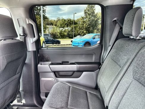 Used 2024 Ford F150 Lightning Flash image 12