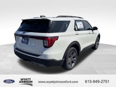 New 2026 Ford Explorer Active AWD/4WD image 3