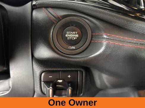Used 2024 Dodge Durango GT RWD image 3