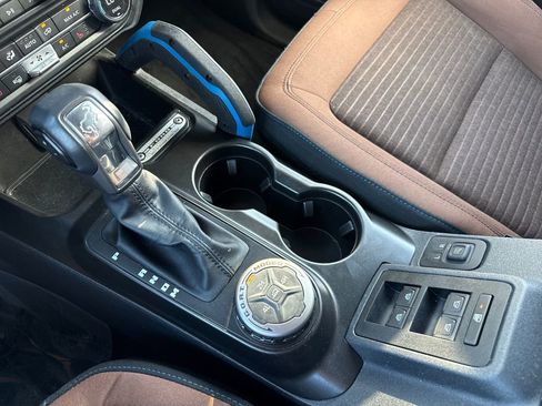 Used 2023 Ford Bronco Outer Banks image 24