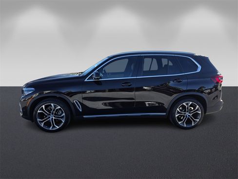 Certified 2022 BMW X5 sDrive40i image 7