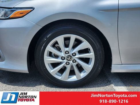 Used 2024 Toyota Camry LE FWD image 12
