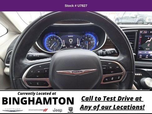 Used 2022 Chrysler Pacifica Limited image 17