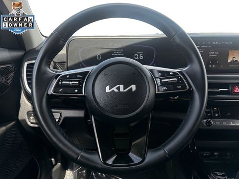 Certified 2025 Kia Seltos S FWD image 12