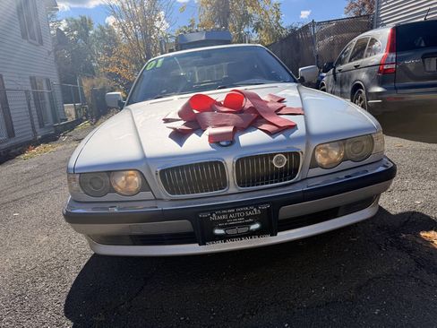 Used 2001 BMW 740iL 740iL 4dr Sedan image 3