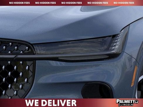 New 2026 Lincoln Nautilus Reserve image 18