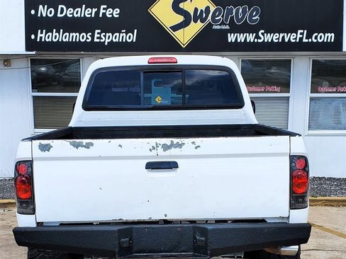 Used 2003 Toyota Tacoma w/ SR5 Package image 12