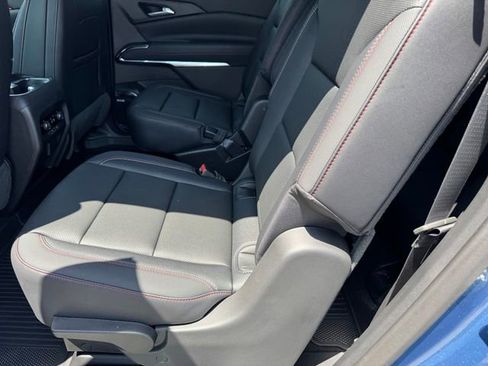 New 2026 Chevrolet Traverse Z71 AWD/4WD image 12