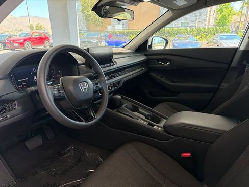 Used 2025 Honda Accord LX image 11