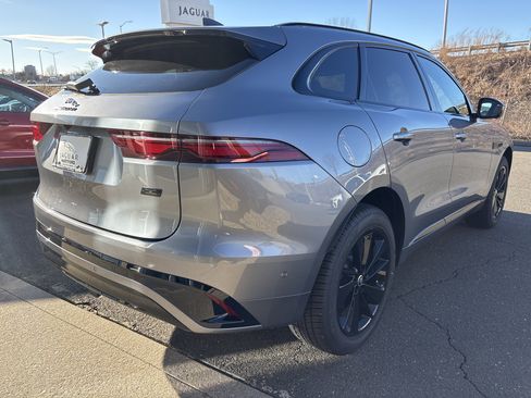 Used 2026 Jaguar F-PACE R-Dynamic S image 8