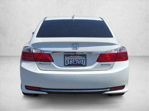 Used 2014 Honda Accord Plug-In Sedan image 6
