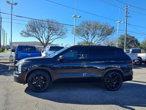 Used 2022 Mitsubishi Outlander SEL image 23