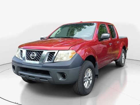 Used 2015 Nissan Frontier SV w/ SV Value Truck Package AWD/4WD image 9