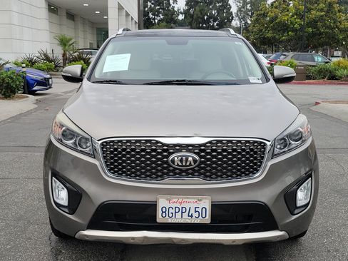 Used 2017 Kia Sorento SX AWD/4WD image 6