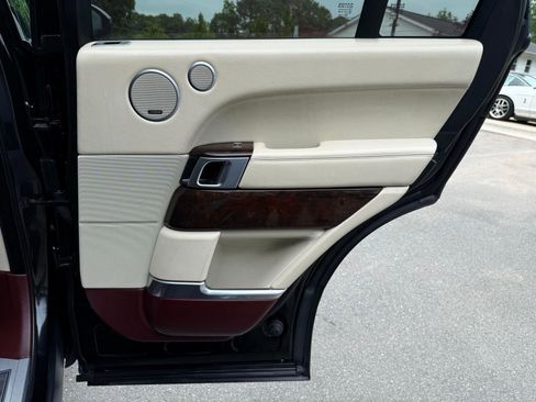 Used 2015 Land Rover Range Rover Autobiography AWD/4WD image 37