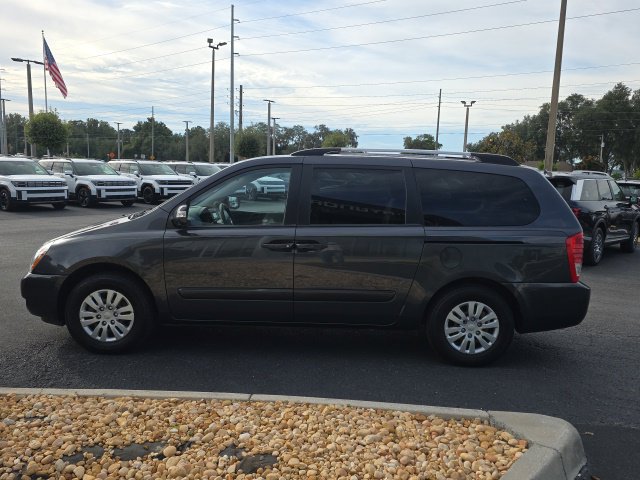 Used 2012 Kia Sedona LX FWD image 15