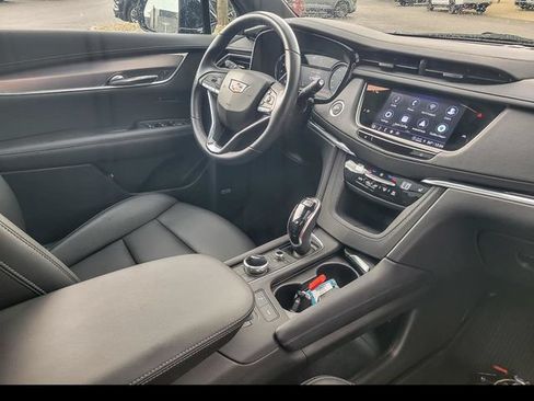 Certified 2023 Cadillac XT6 Luxury w/ LPO, Floor Liner Package AWD/4WD image 34
