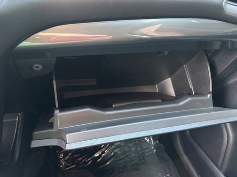 Used 2020 Ford Edge SE image 33