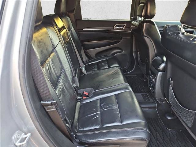 Used 2015 Jeep Grand Cherokee Limited RWD image 16